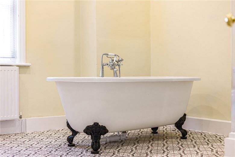 5 bedroom house, Clifton Road, Deddington OX15 - Available