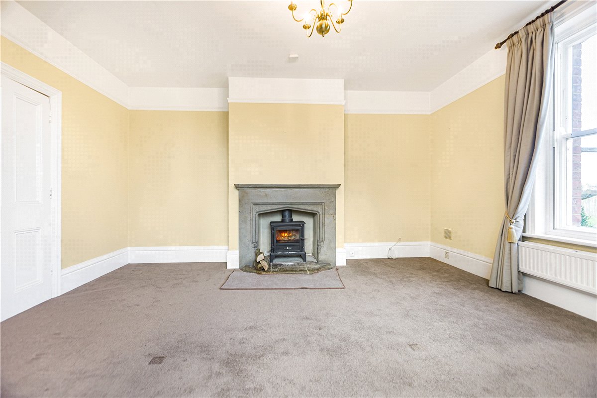 5 bedroom house, Clifton Road, Deddington OX15 - Available