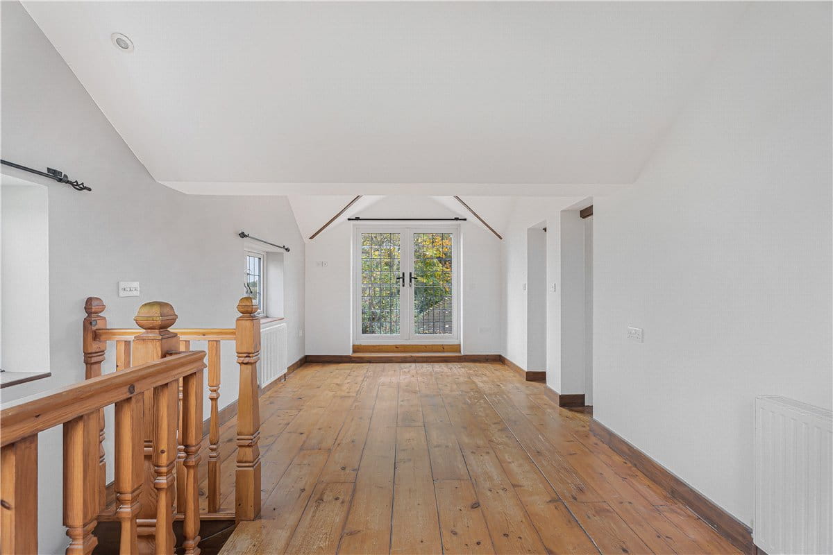 4 bedroom house, Frith Hill, South Heath HP16 - Available