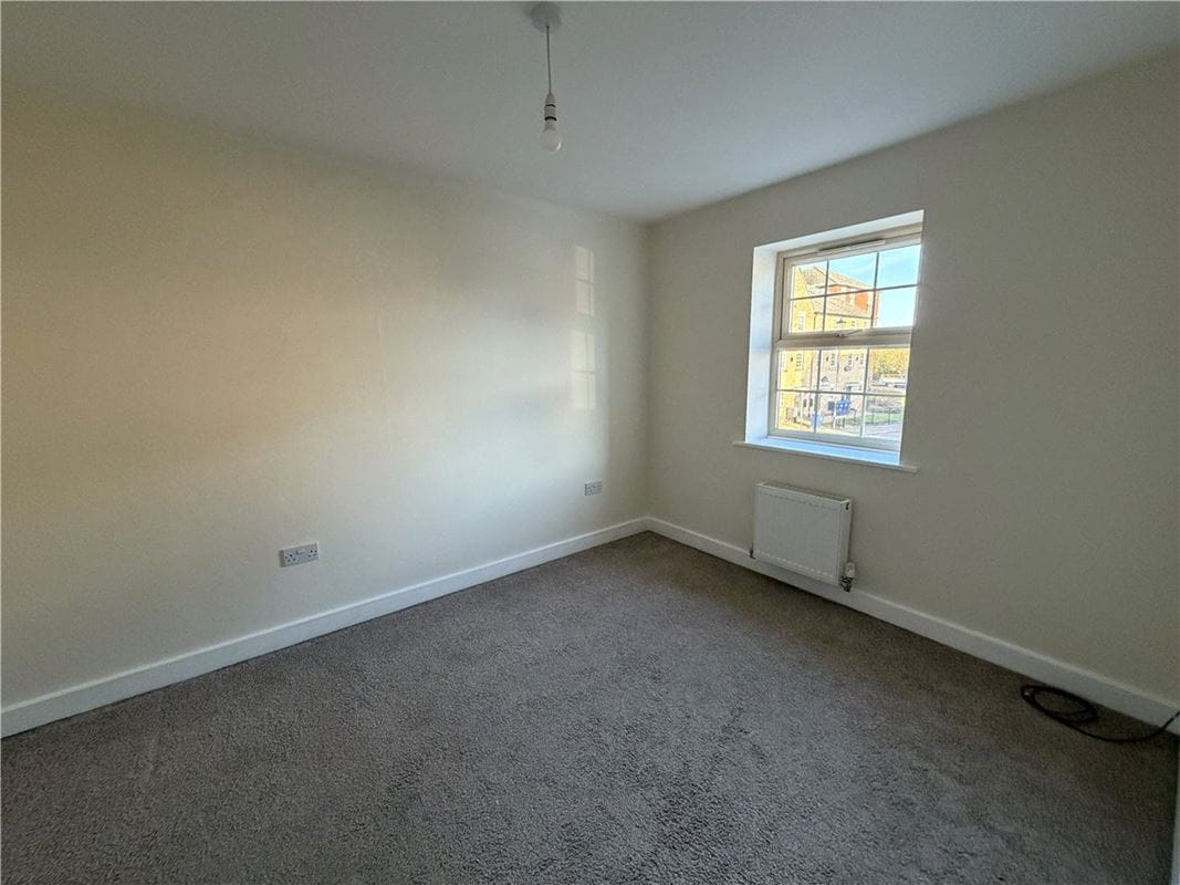 3 bedroom house, Comelybank Drive, Mexborough S64 - Available