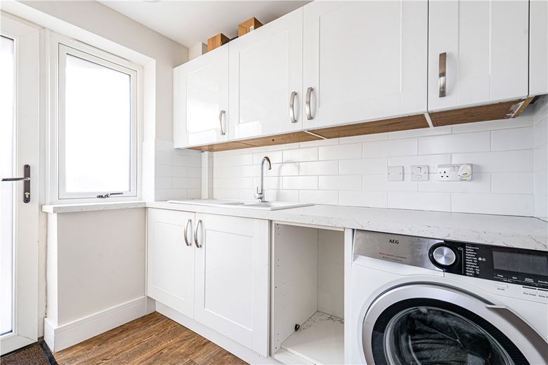 4 bedroom house, The Cleave, Harwell OX11 - Available