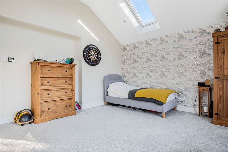 4 bedroom house, The Cleave, Harwell OX11 - Available