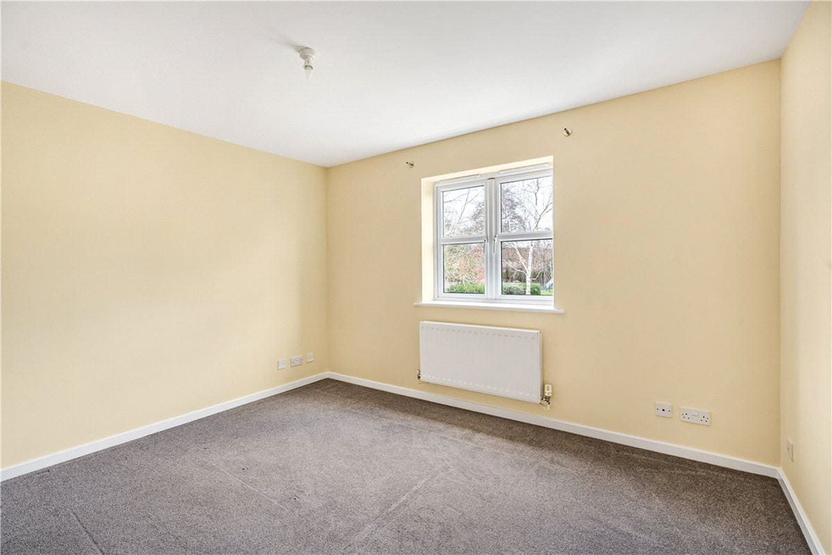 2 bedroom house, Hamilton Close, Bicester OX26 - Available