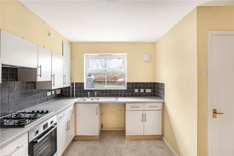 2 bedroom house, Hamilton Close, Bicester OX26 - Available