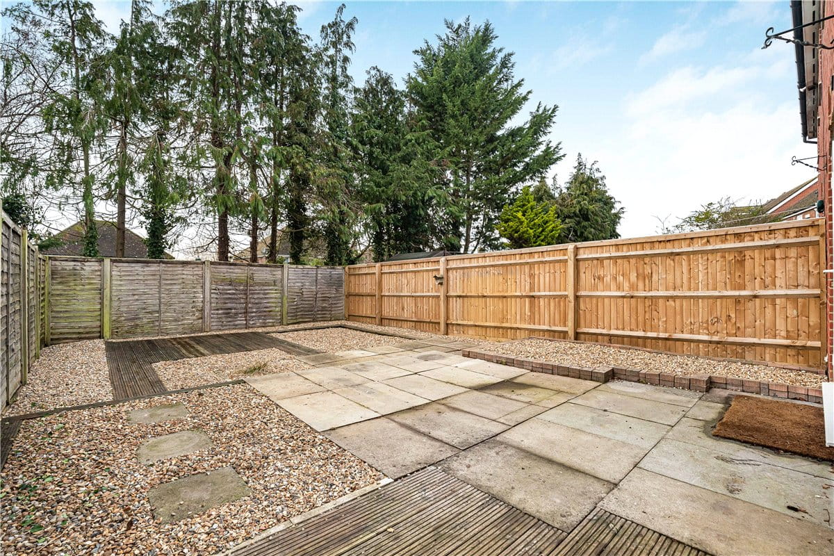 2 bedroom house, Hamilton Close, Bicester OX26 - Available