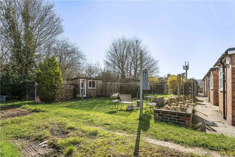 2 bedroom house, Alchester Terrace, Bicester OX26 - Available