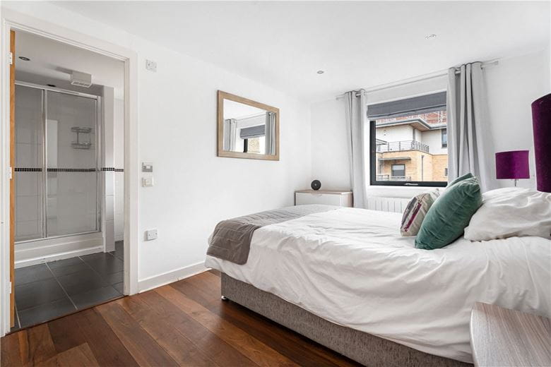 2 bedroom flat, Woodin's Way, Oxford OX1 - Let Agreed