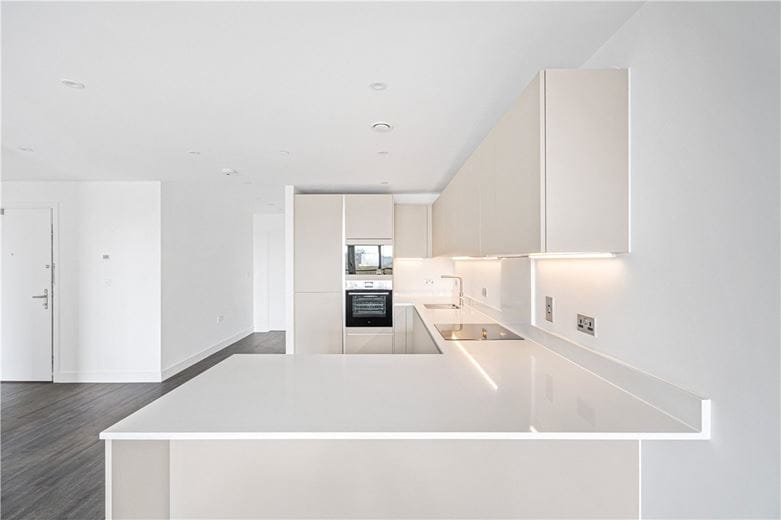 3 bedroom flat, Munda Way, Oxford OX2 - Available