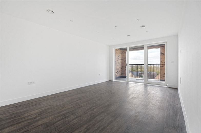 3 bedroom flat, Munda Way, Oxford OX2 - Available