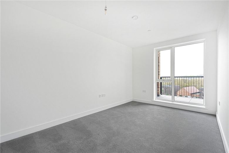 3 bedroom flat, Munda Way, Oxford OX2 - Available
