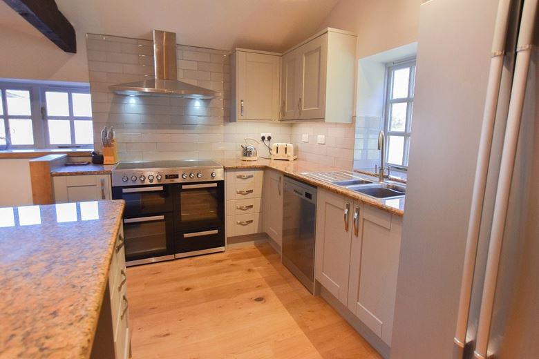 2.3 acres House, Fordwells, Witney OX29 - Available