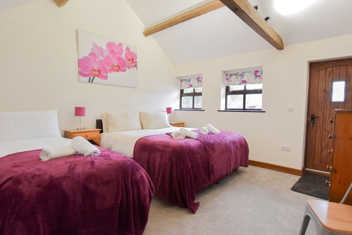 2.3 acres House, Fordwells, Witney OX29 - Available