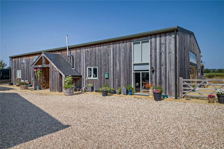  bedroom , Kings Lane, Longcot SN7 - Available