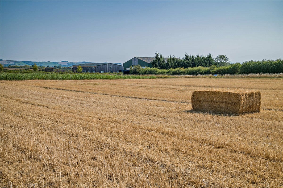  bedroom , Kings Lane, Longcot SN7 - Available