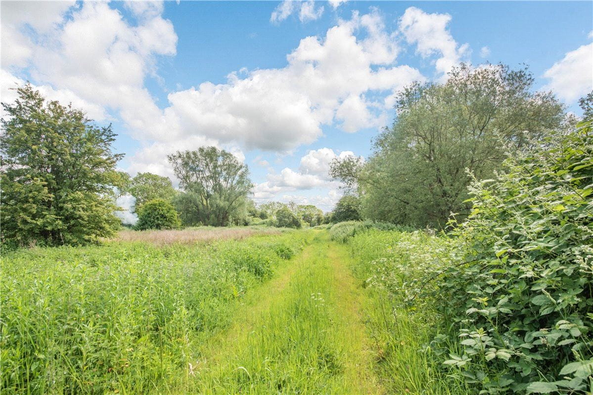 30.8 acres Land, Dukes Lake and Associated Land, Wolvercote OX2 - Sold