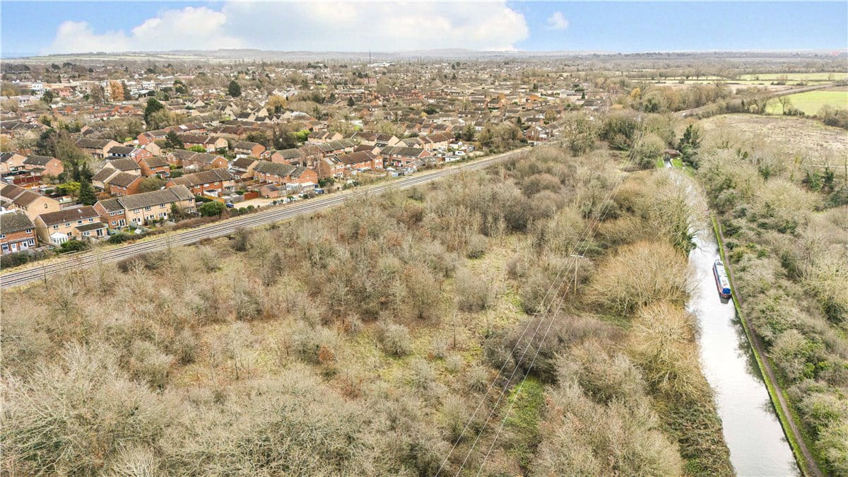 5.9 acres Land, Langford Locks, OX5 - Sold