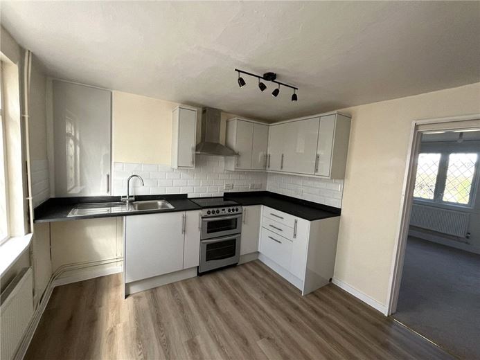 3 bedroom house, Water End, Eversholt MK17 - Available