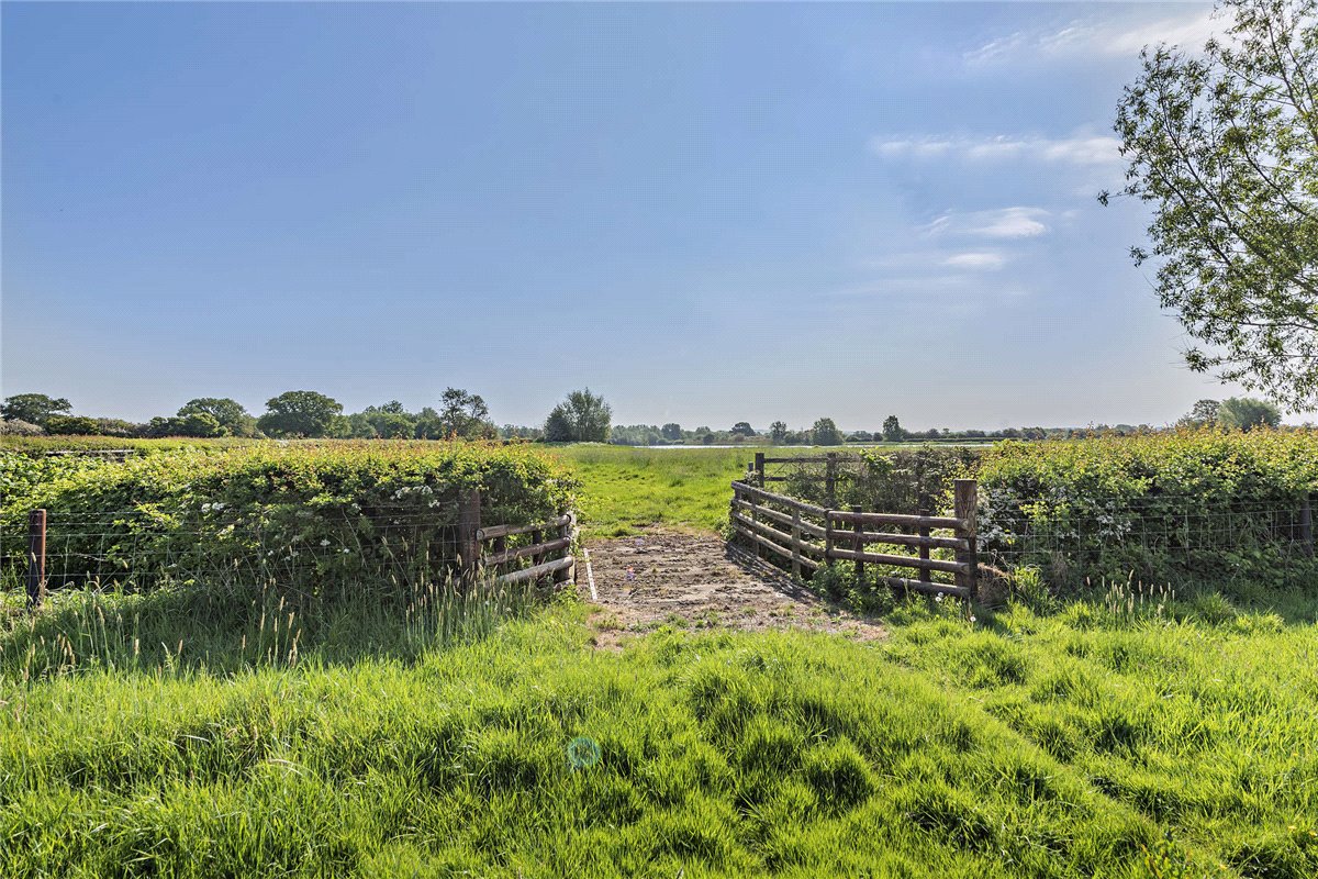 29.6 acres Land, Merton, Bicester OX5 - Available