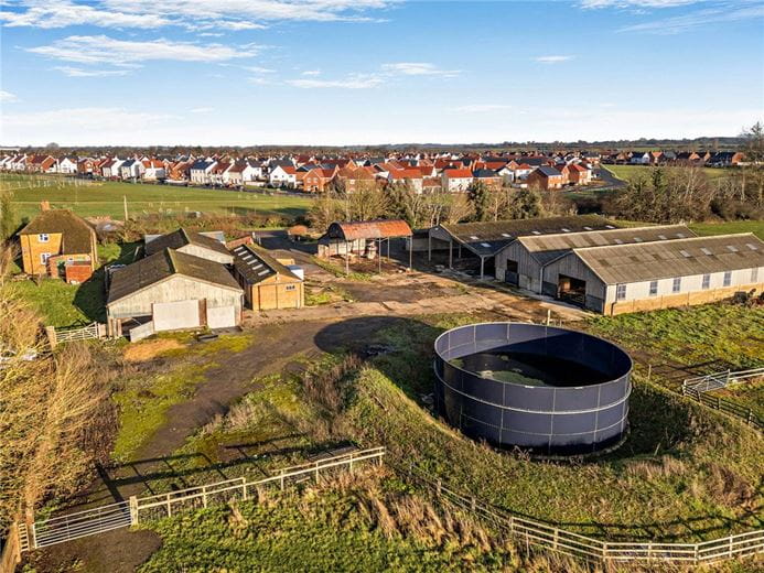  Farm, Aston Road, Haddenham HP17 - Available