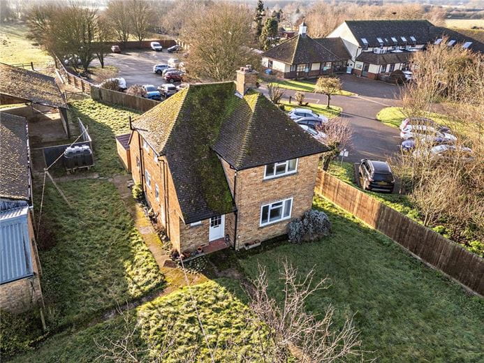  Farm, Aston Road, Haddenham HP17 - Available