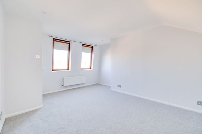 2 bedroom flat, Edgarley Terrace, London SW6