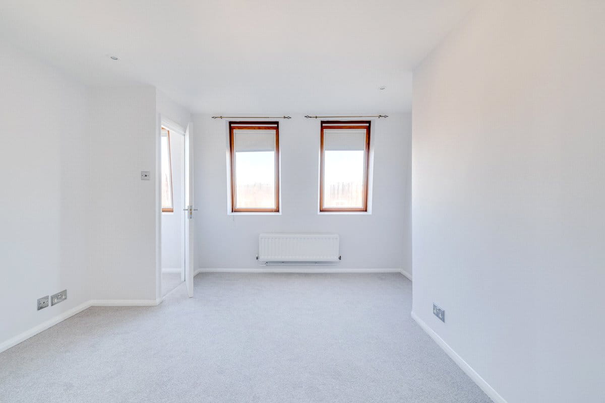 2 bedroom flat, Edgarley Terrace, London SW6