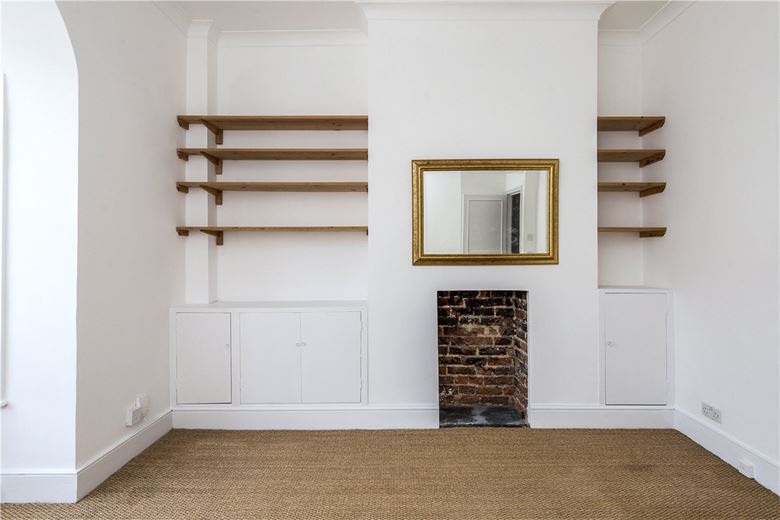 2 bedroom flat, St Stephens Avenue, London W12