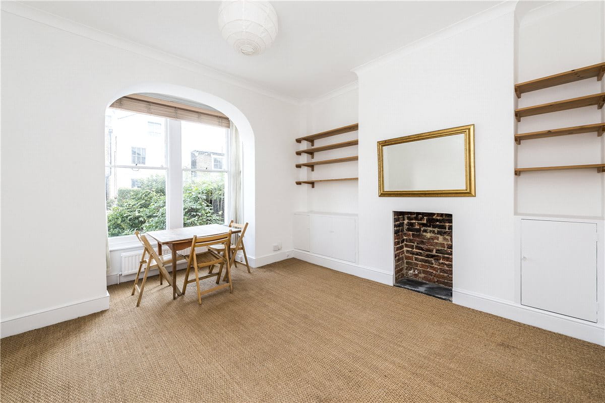 2 bedroom flat, St Stephens Avenue, London W12