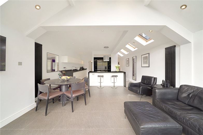 4 bedroom house, Kenyon Street, London SW6 - Available