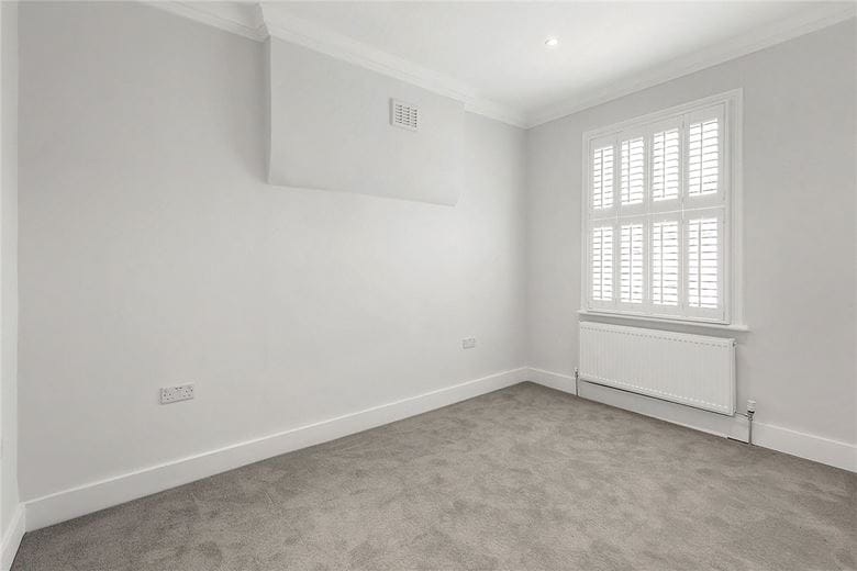 2 bedroom flat, Marville Road, London SW6 - Let Agreed