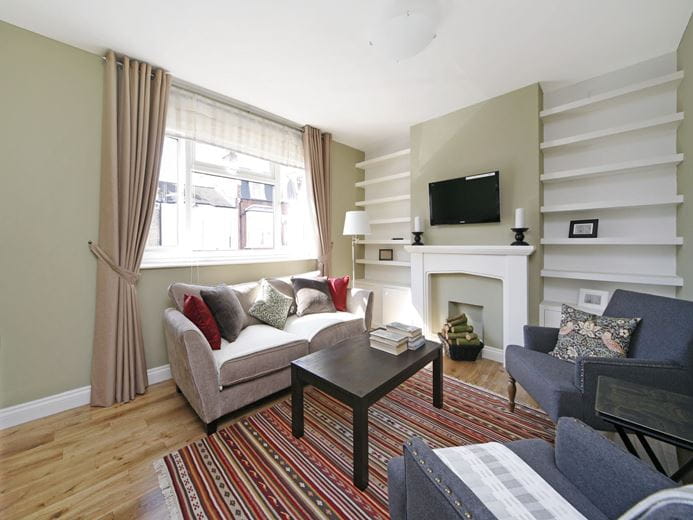 1 bedroom flat, Pursers Cross Road, London SW6