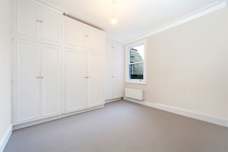 2 bedroom flat, Danehurst Street, London SW6 - Let Agreed