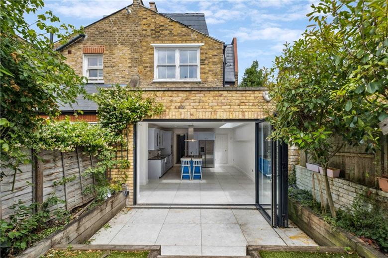 4 bedroom house, Firth Gardens, Bishops Park SW6 - Available