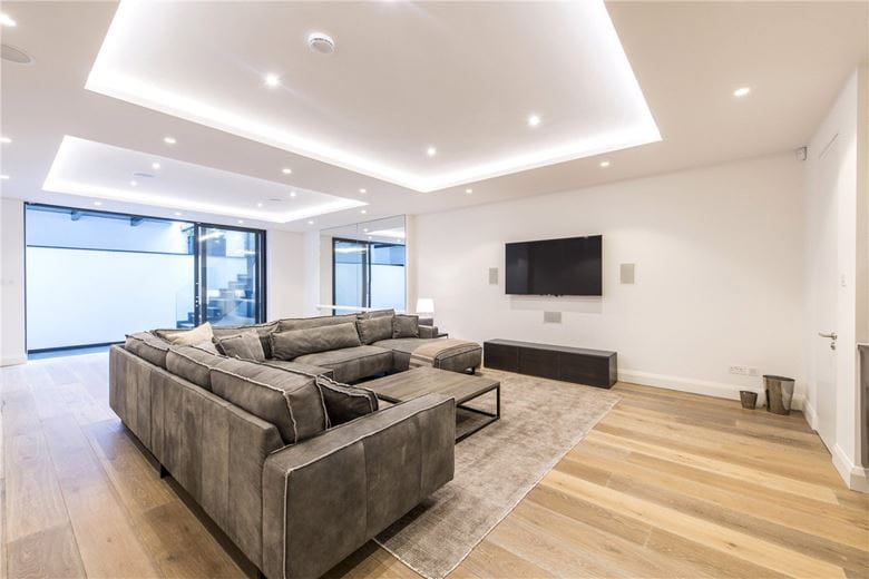 6 bedroom house, Stevenage Road, London SW6 - Under Offer