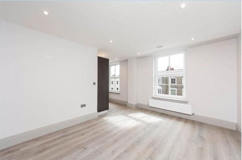 1 bedroom flat, Grayton House, 498-504 Fulham Road SW6 - Available