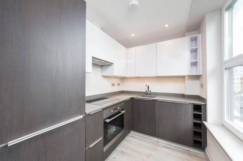 1 bedroom flat, Grayton House, 498-504 Fulham Road SW6 - Available