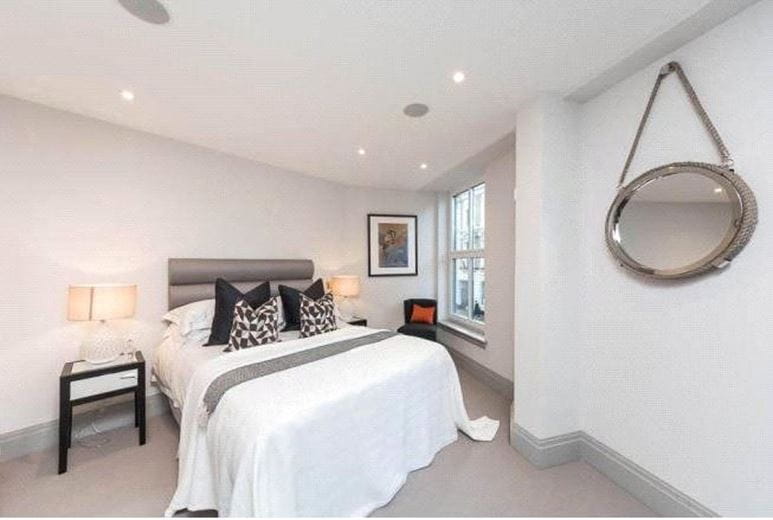 1 bedroom flat, Grayton House, 498-504 Fulham Road SW6 - Available