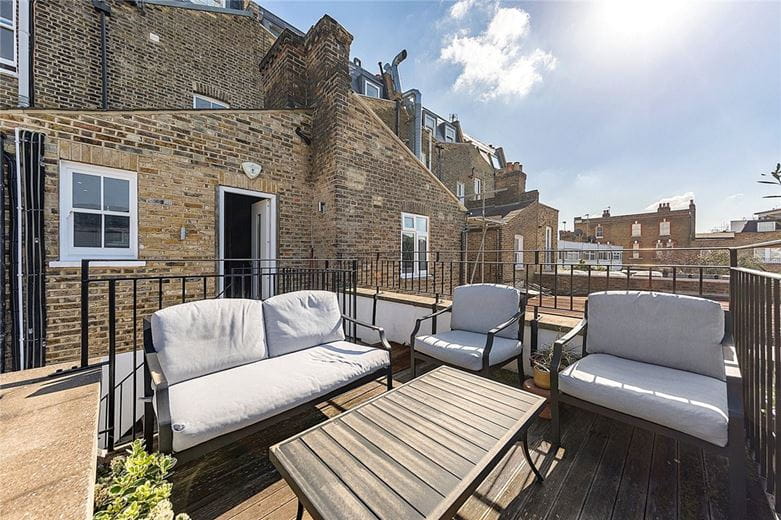 4 bedroom flat, Parsons Green Lane, London SW6