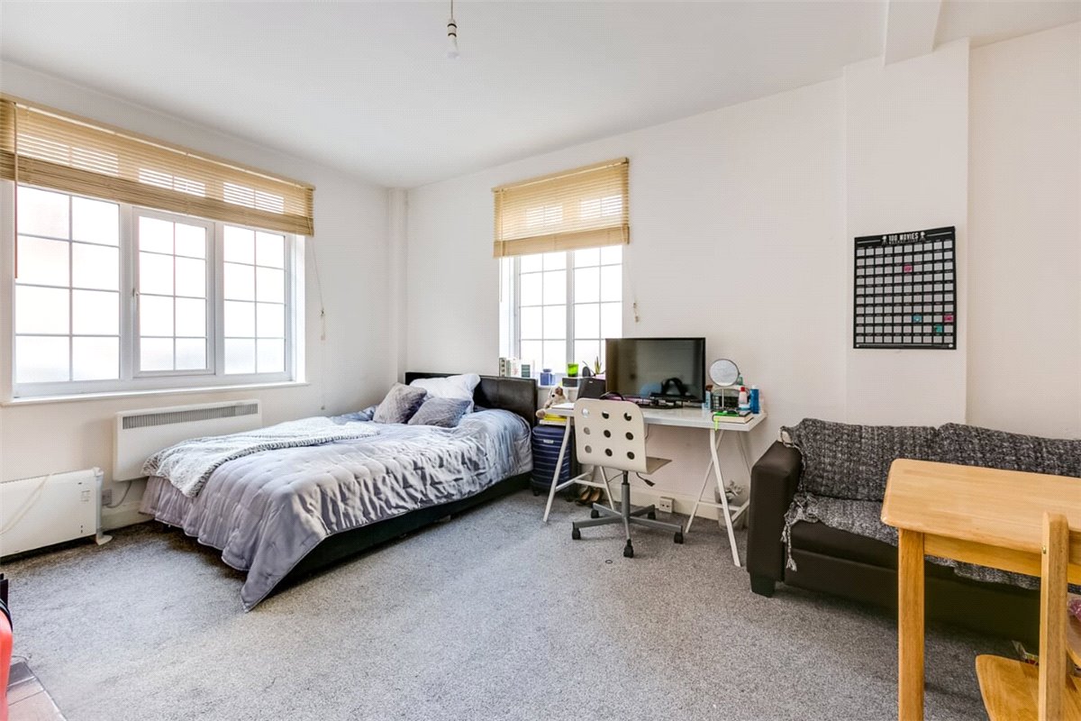 1 bedroom flat, Charleville Court, Charleville Road W14 - Available
