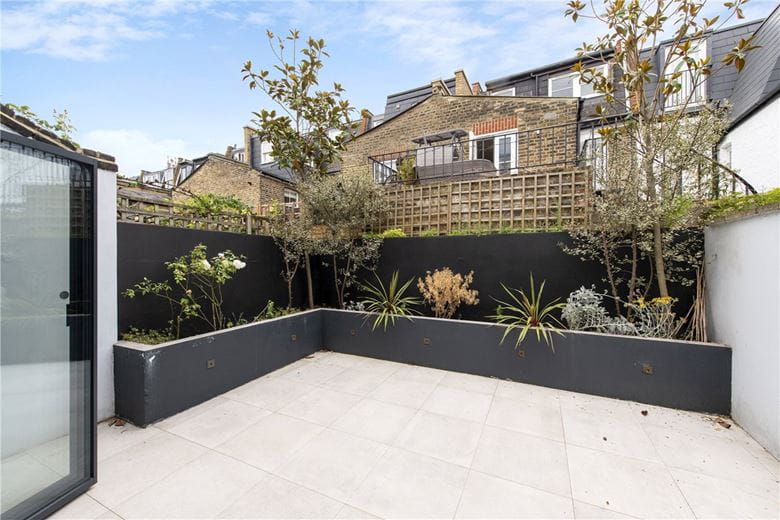4 bedroom house, Brookville Road, London SW6 - Let Agreed