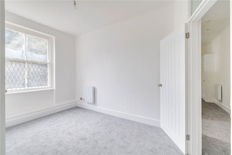 2 bedroom flat, Waldemar Avenue Mansions, Waldemar Avenue SW6 - Let Agreed