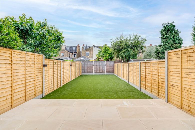 5 bedroom house, Queensmill Road, London SW6