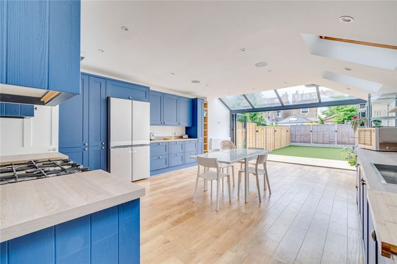 5 bedroom house, Queensmill Road, London SW6