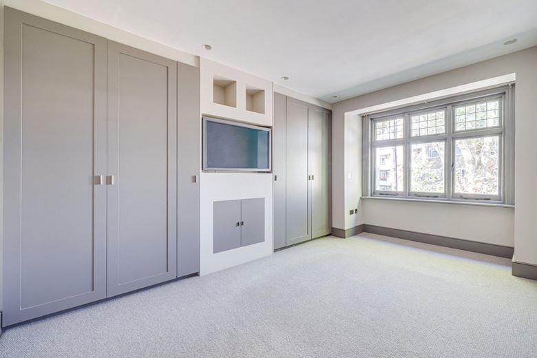 6 bedroom house, Daisy Lane, London SW6 - Let Agreed