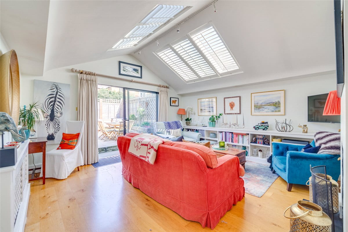 2 bedroom flat, Kingwood Road, London SW6