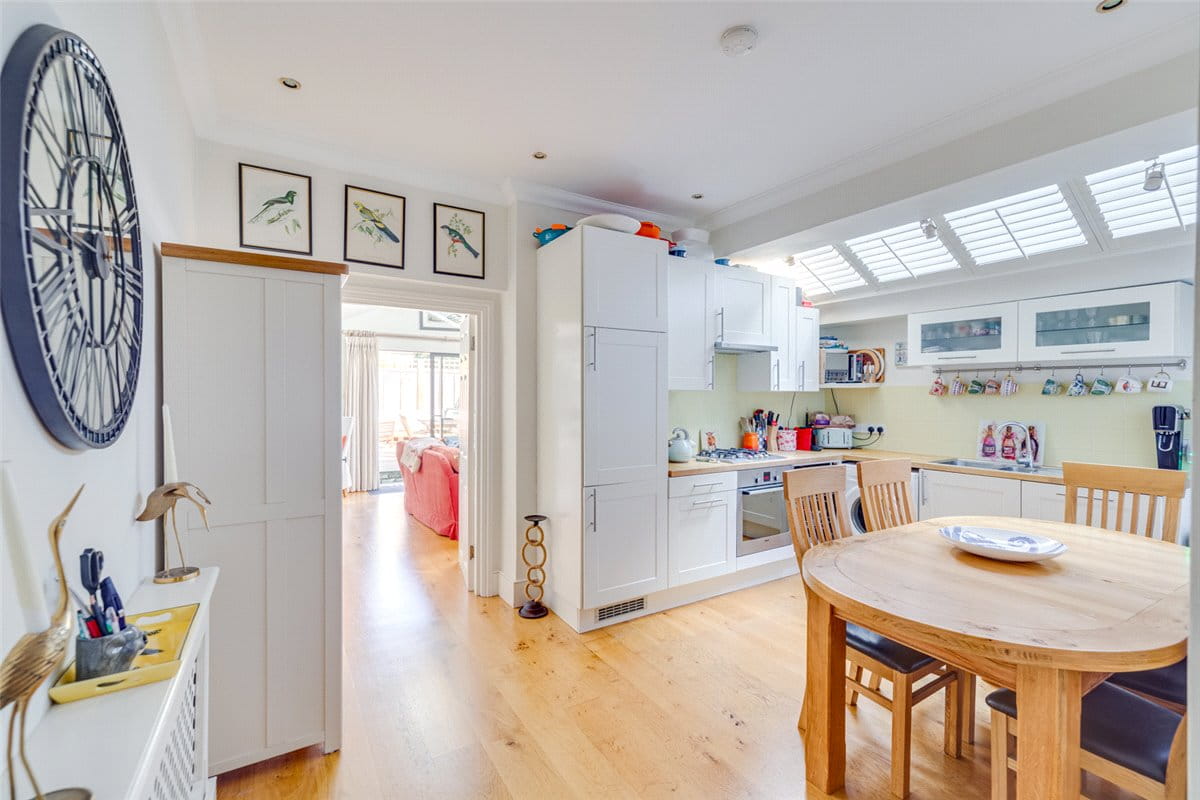 2 bedroom flat, Kingwood Road, London SW6
