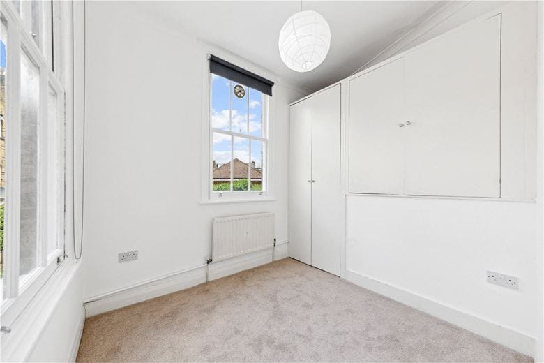 1 bedroom flat, Harwood Road, London SW6 - Let Agreed
