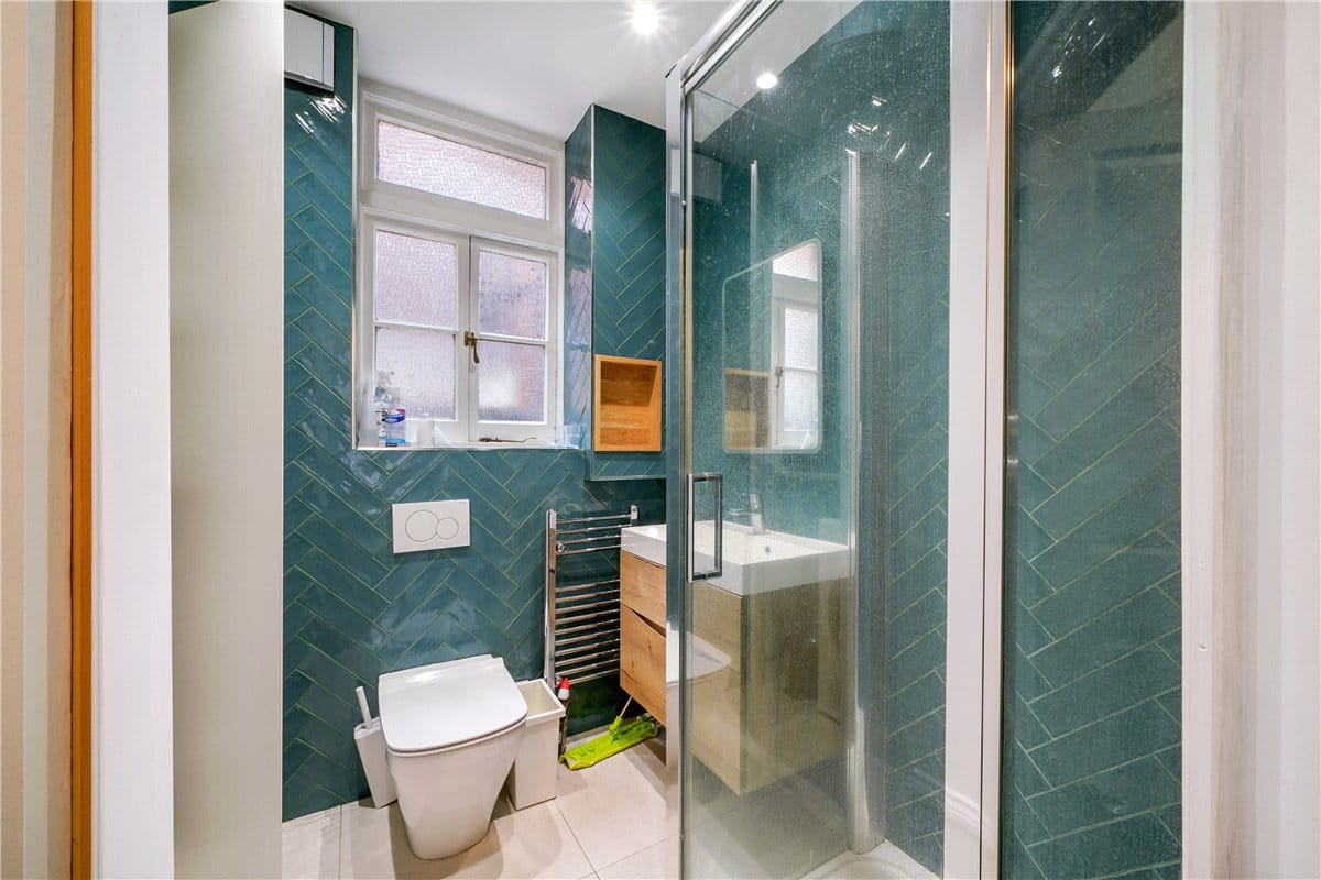 3 bedroom flat, Arundel Mansions, Kelvedon Road SW6 - Let Agreed