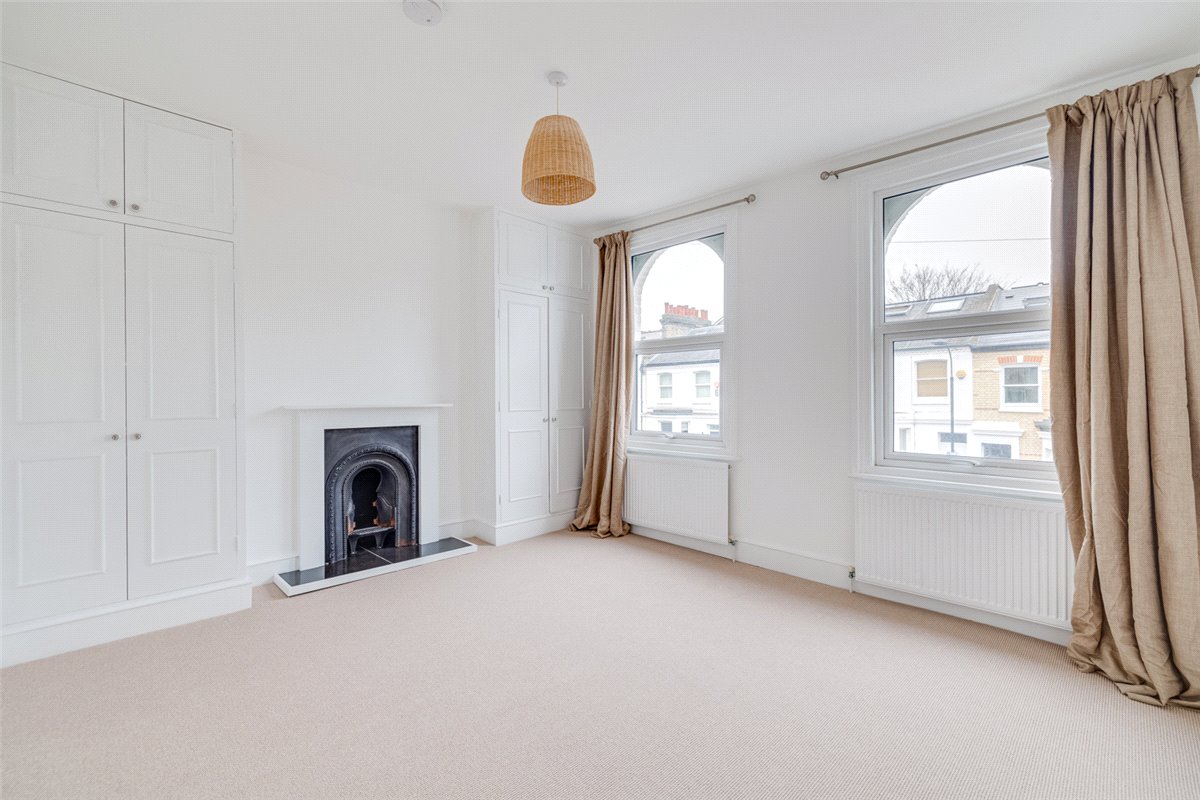 4 bedroom house, Hannell Road, London SW6