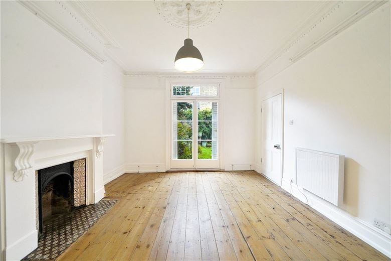 1 bedroom flat, Lilyville Road, London SW6 - Available